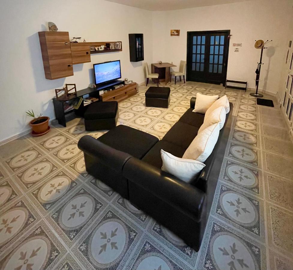 Mosaico Alfetta Hostel Temeşvar Dış mekan fotoğraf