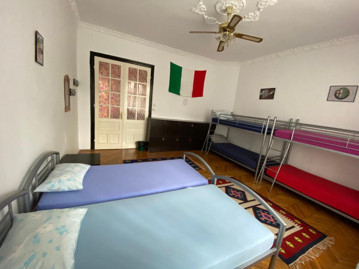 Mosaico Alfetta Hostel Temeşvar Dış mekan fotoğraf