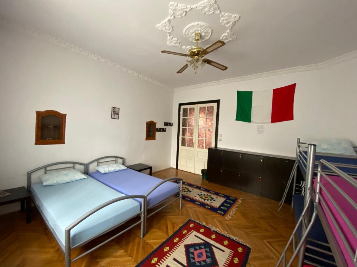 Mosaico Alfetta Hostel Temeşvar Dış mekan fotoğraf